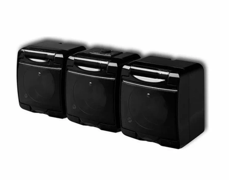 JUNIOR Gniazdo 3x 3x2P+Z klapka dymna czarny