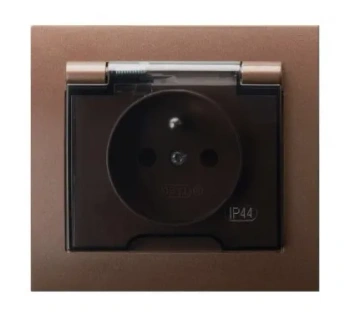 Kier Gniazdo bryzgoszczelne p/t z/u IP44 brązowy